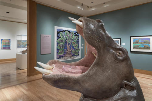 Dary Staab's desmostylian sculpture ( Ounalashkastylus tomidai )