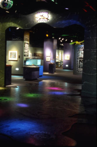 I loved the dramatic lighting Alan Erush did 