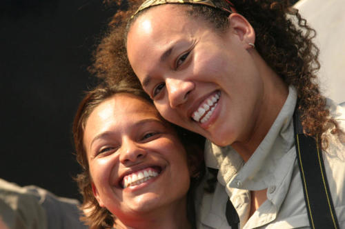 Roomies on the Amazon: Paula of Columbia and Noelle of San Diego. Tranquilo!